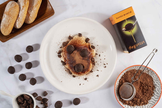 TIRAMISÚ AMB BOMBONS DE MEL I OLI