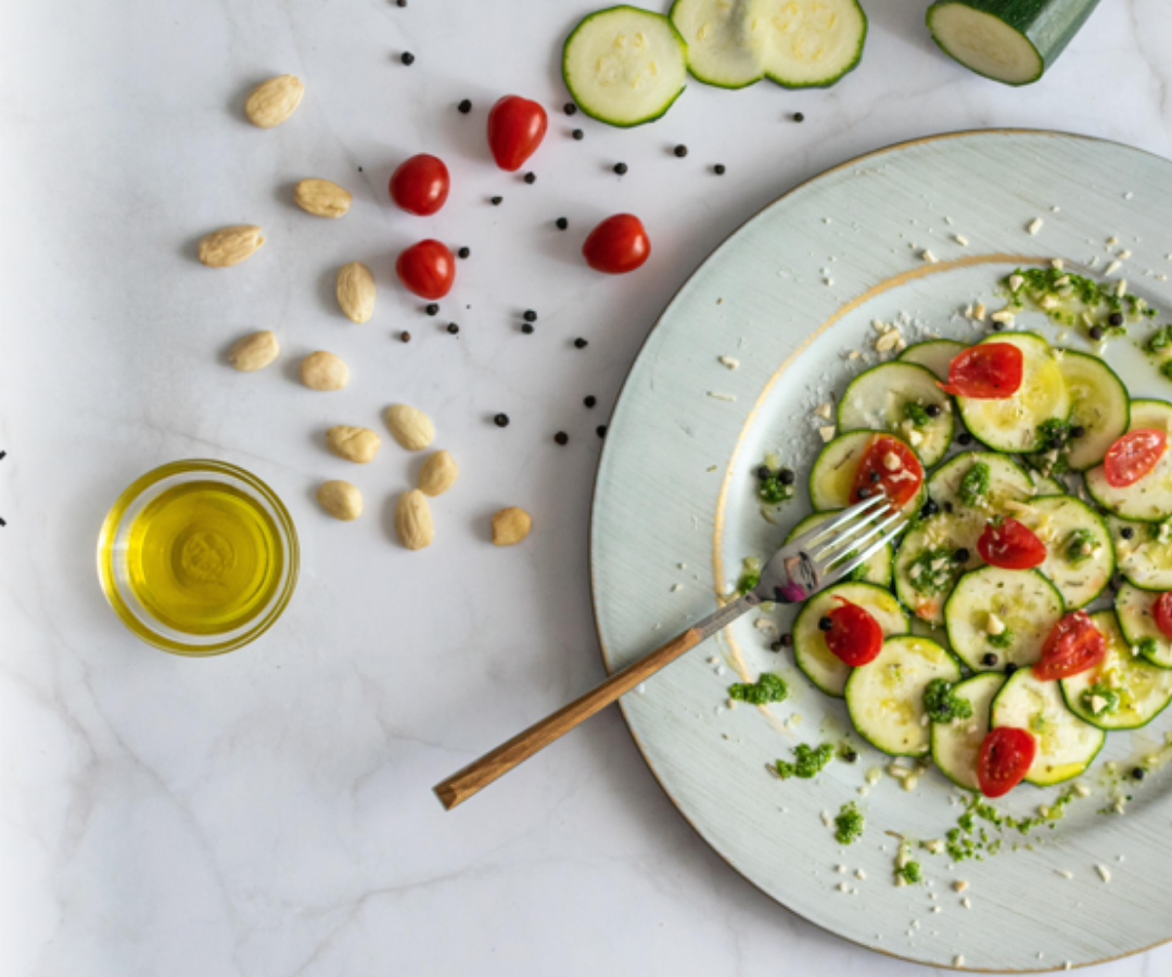 CARPACCIO DE CARABASSÓ AMB PESTO D'AMETLLA